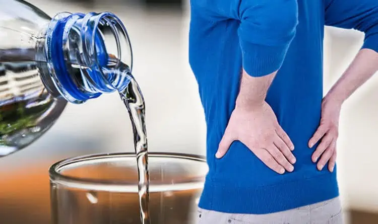 रोज गरम पानी पीने के 7 फायदे : 7 Benefits Of Drinking Hot Water Daily